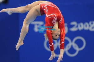 八桂玫瑰傲然绽放 广西女足提前一轮问鼎女甲联赛