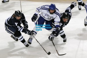 青春风暴席卷诺坎普，巴萨新星闪耀击退奥林匹亚科斯