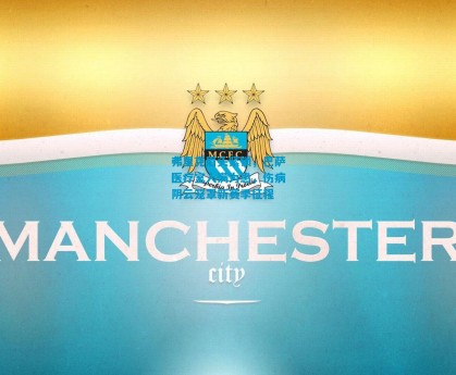 弗里克眉头紧锁，巴萨医疗室人满为患，伤病阴云笼罩新赛季征程