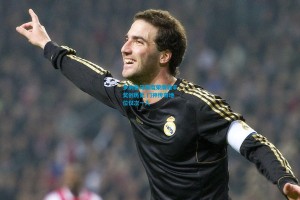 多纳鲁马两度荣膺雅辛奖创历史 门神传奇地位仅次一人